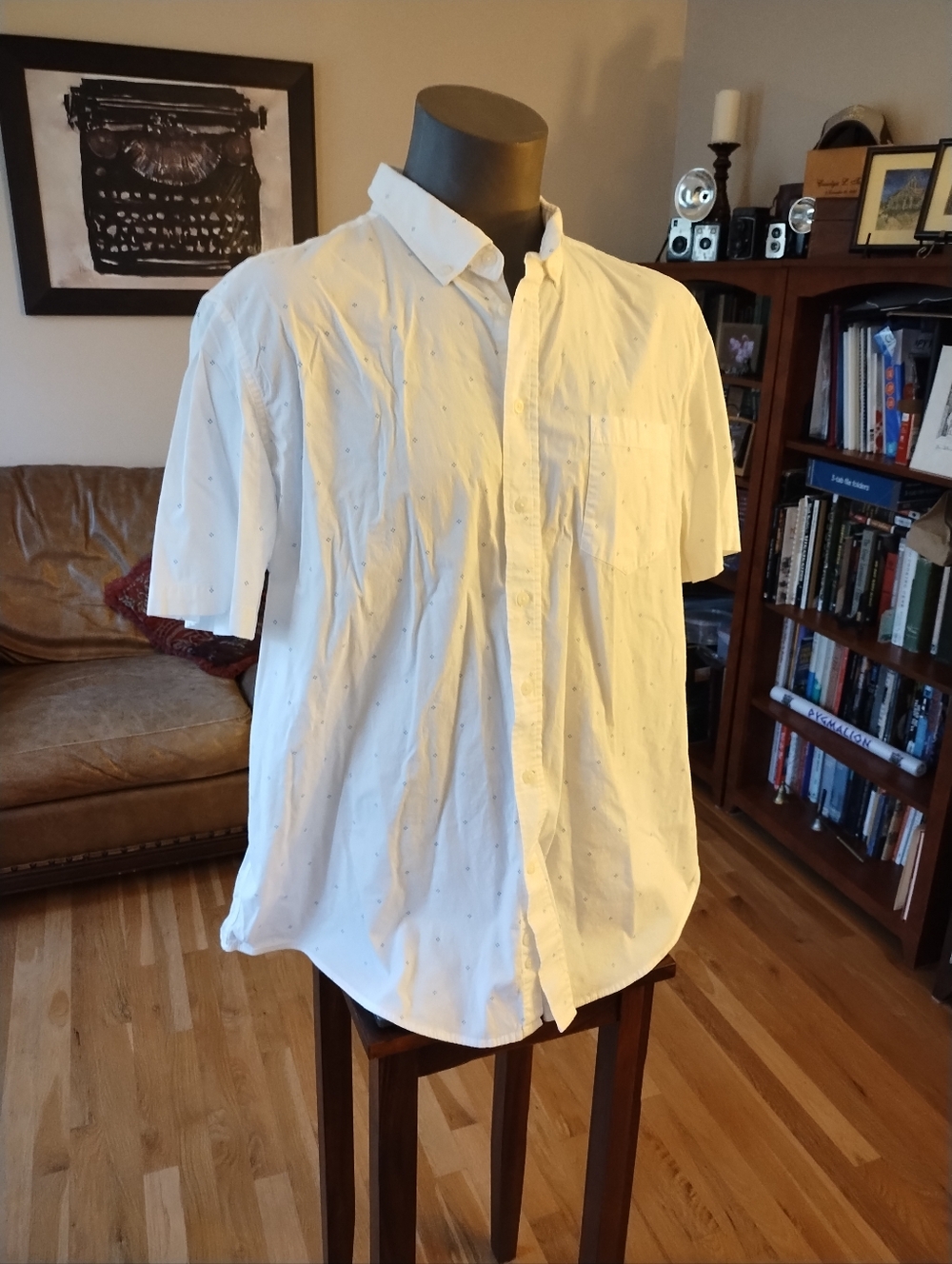 White Short Sleeve Button Down cotton Collar Shirt With Blue Dots XXL